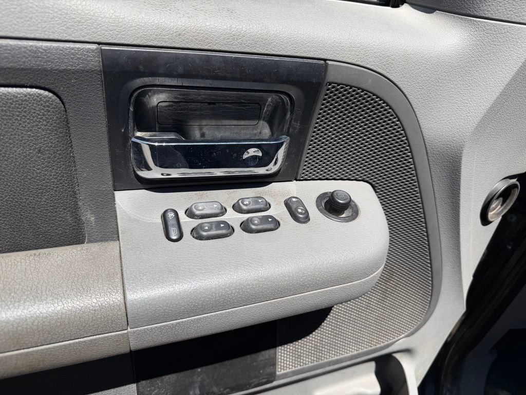 Used 2004 Ford F150 4x4 SuperCab image 9