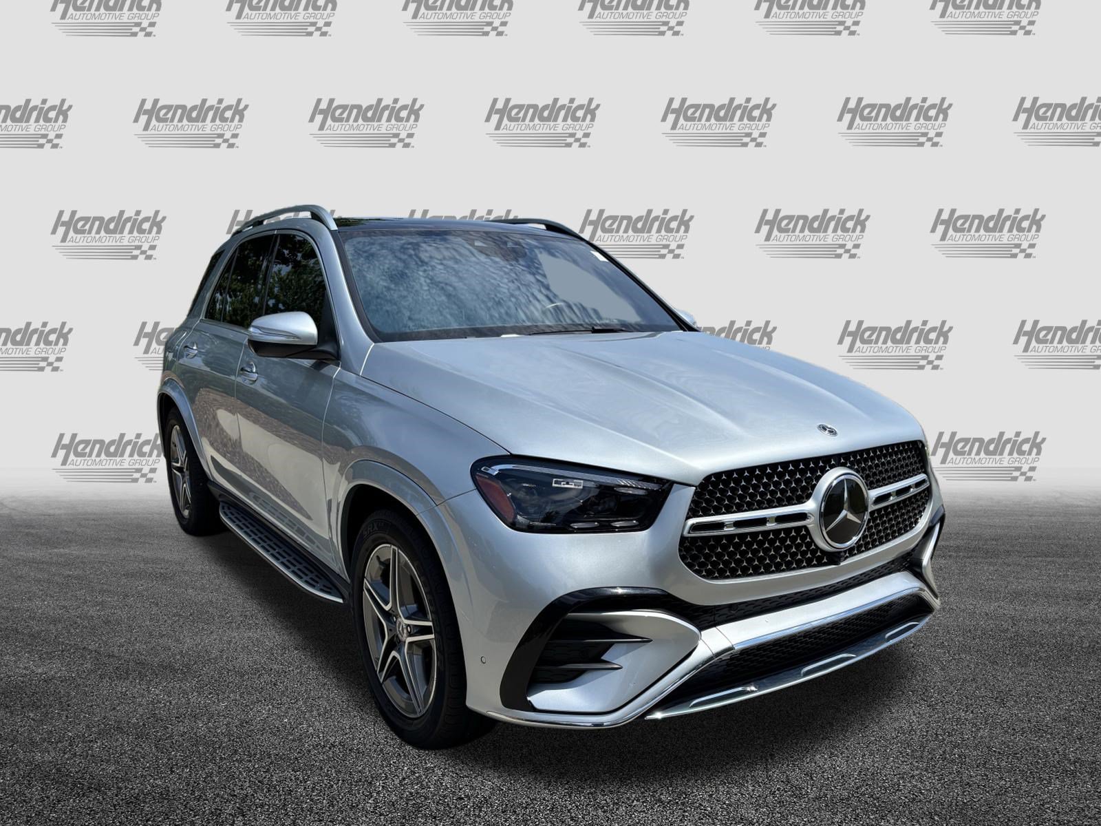 Used 2024 Mercedes-Benz GLE 450 4MATIC image 2
