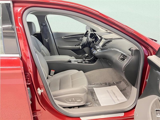 Used 2017 Chevrolet Impala Premier w/ Enhanced Convenience Package image 13