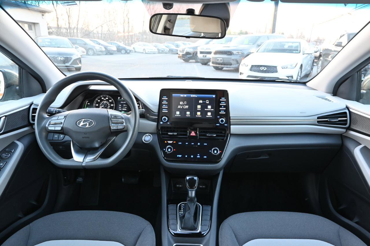Used 2020 Hyundai Ioniq Blue FWD image 22