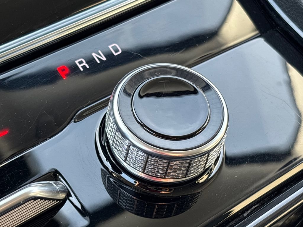 Used 2023 Jeep Grand Cherokee Limited w/ Luxury Tech Group II image 40