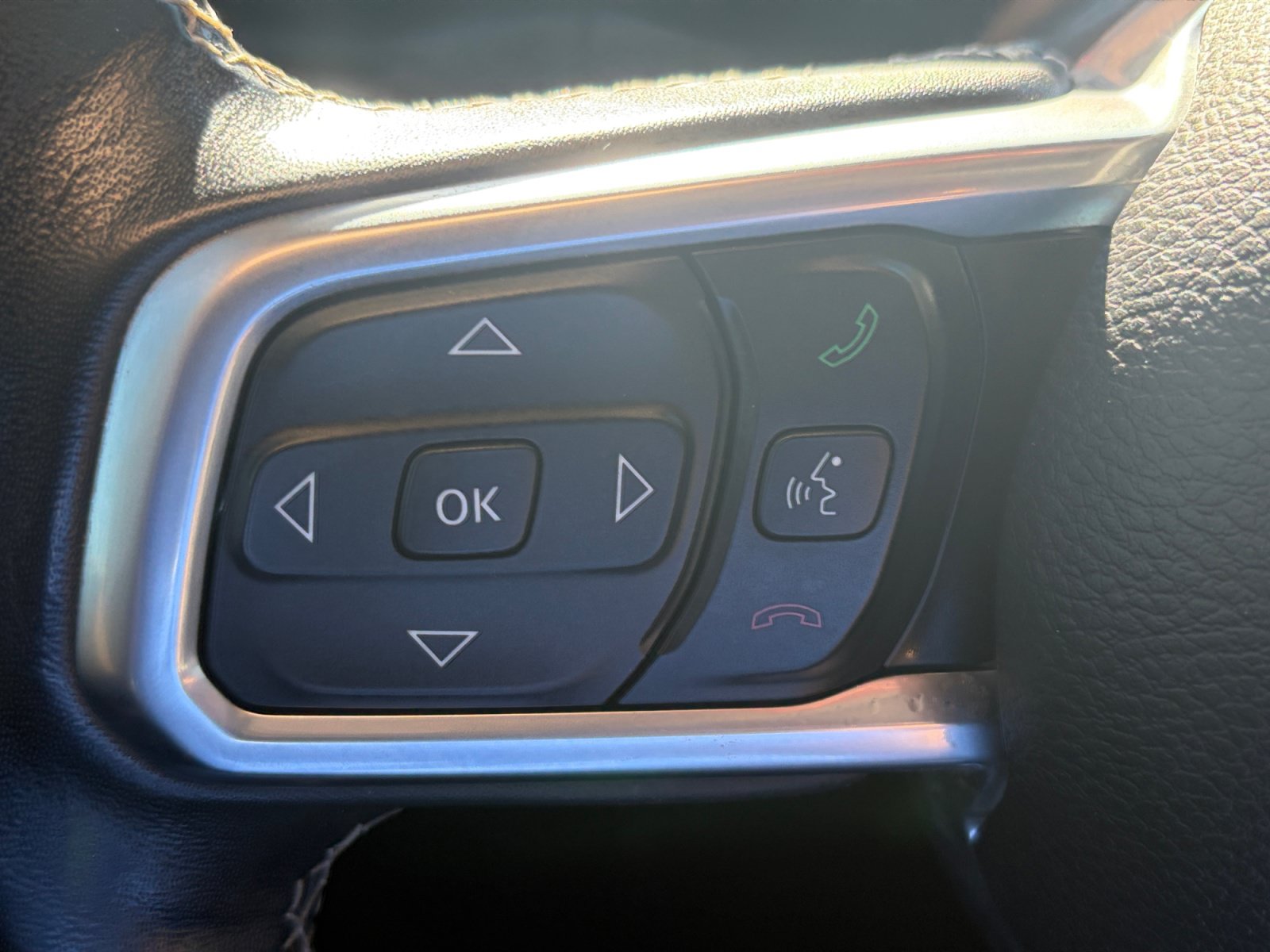 Used 2019 Jeep Wrangler Unlimited Sahara w/ Quick Order Package 24M Moab AWD/4WD image 22