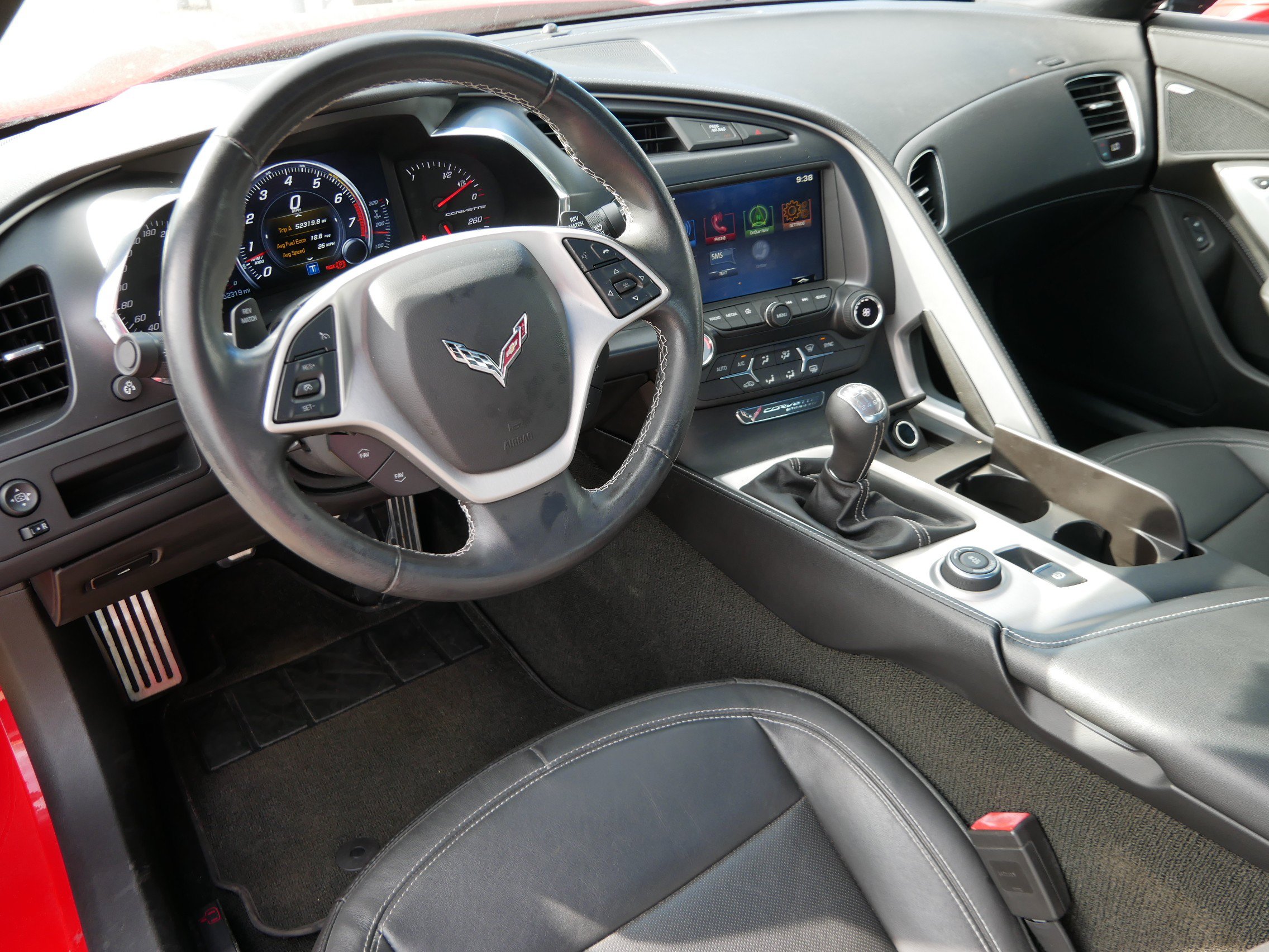 Used 2015 Chevrolet Corvette Stingray Coupe w/ Battery Protection Package RWD image 11
