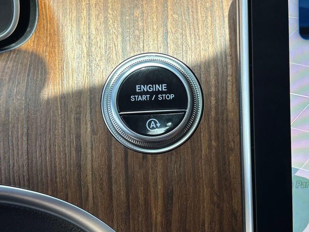 Used 2024 Mercedes-Benz CLE 300 4MATIC Coupe image 22