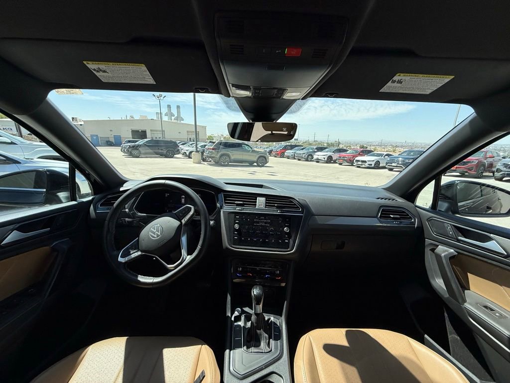 Used 2023 Volkswagen Tiguan SE FWD image 16