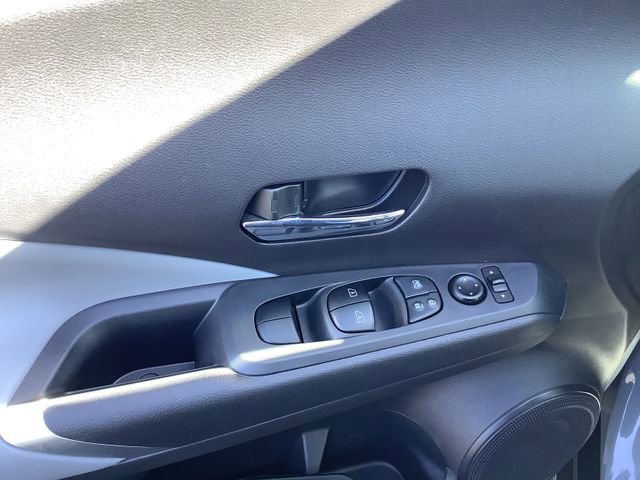 Used 2023 Nissan Kicks SR w/ SR Premium Package image 10