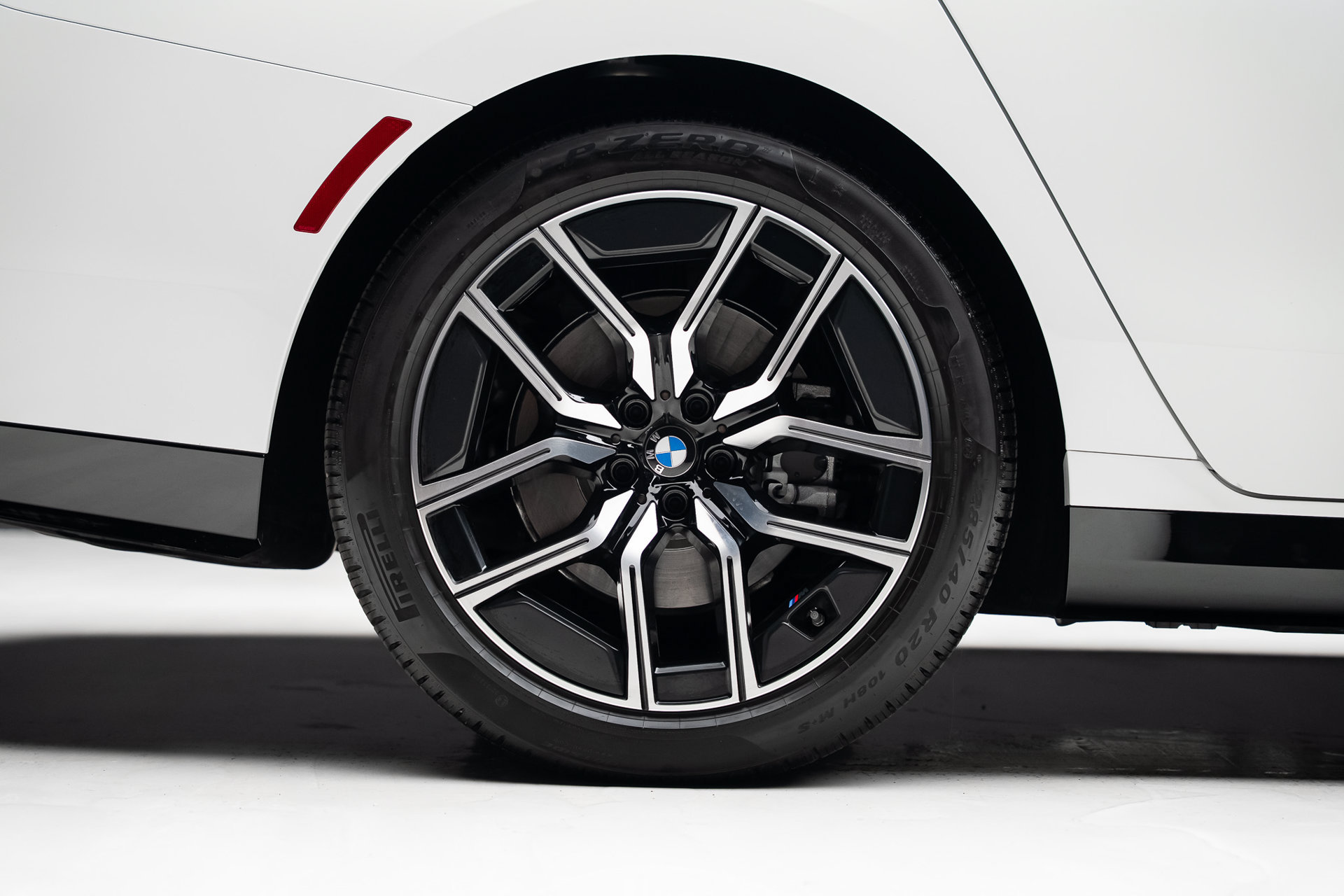 Used 2026 BMW 740i RWD image 35
