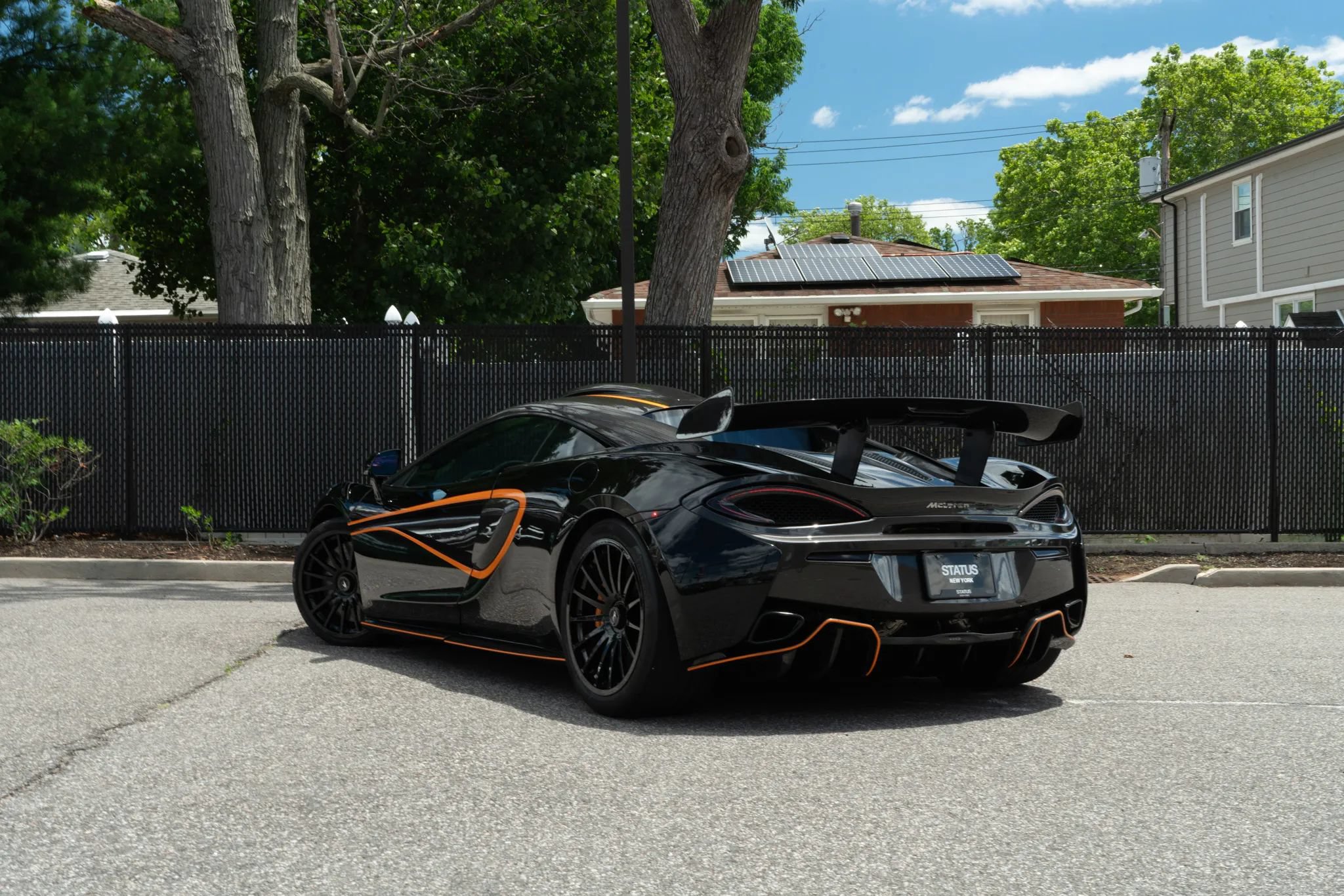 Used 2020 McLaren 620R RWD image 5