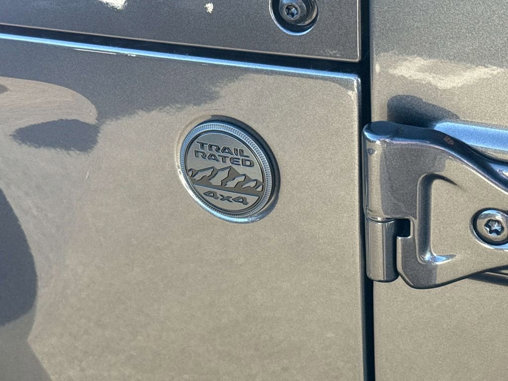 New 2026 Jeep Gladiator Sport AWD/4WD image 7
