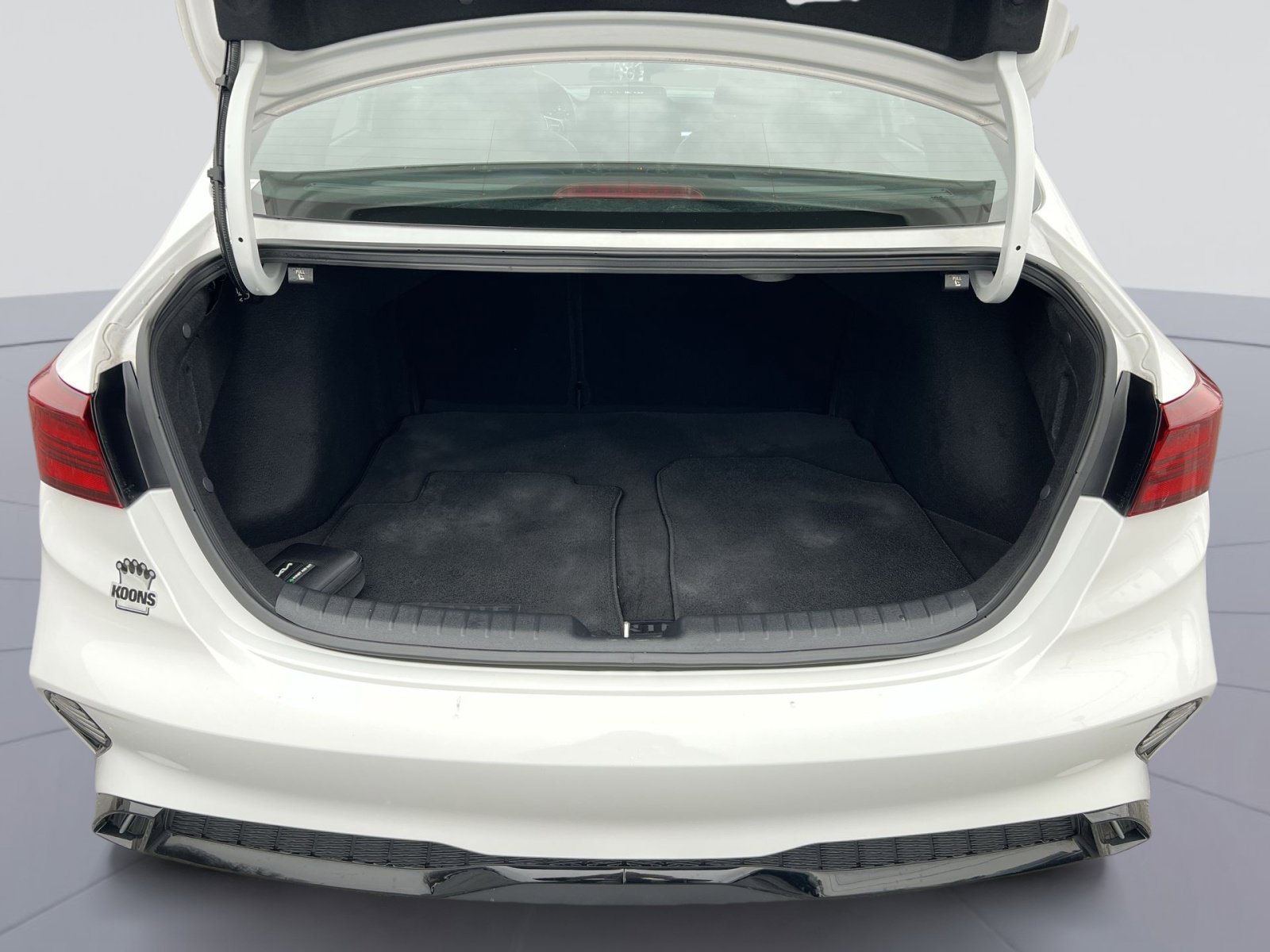 Used 2023 Kia Forte GT-Line w/ GT-Line Premium Package image 25