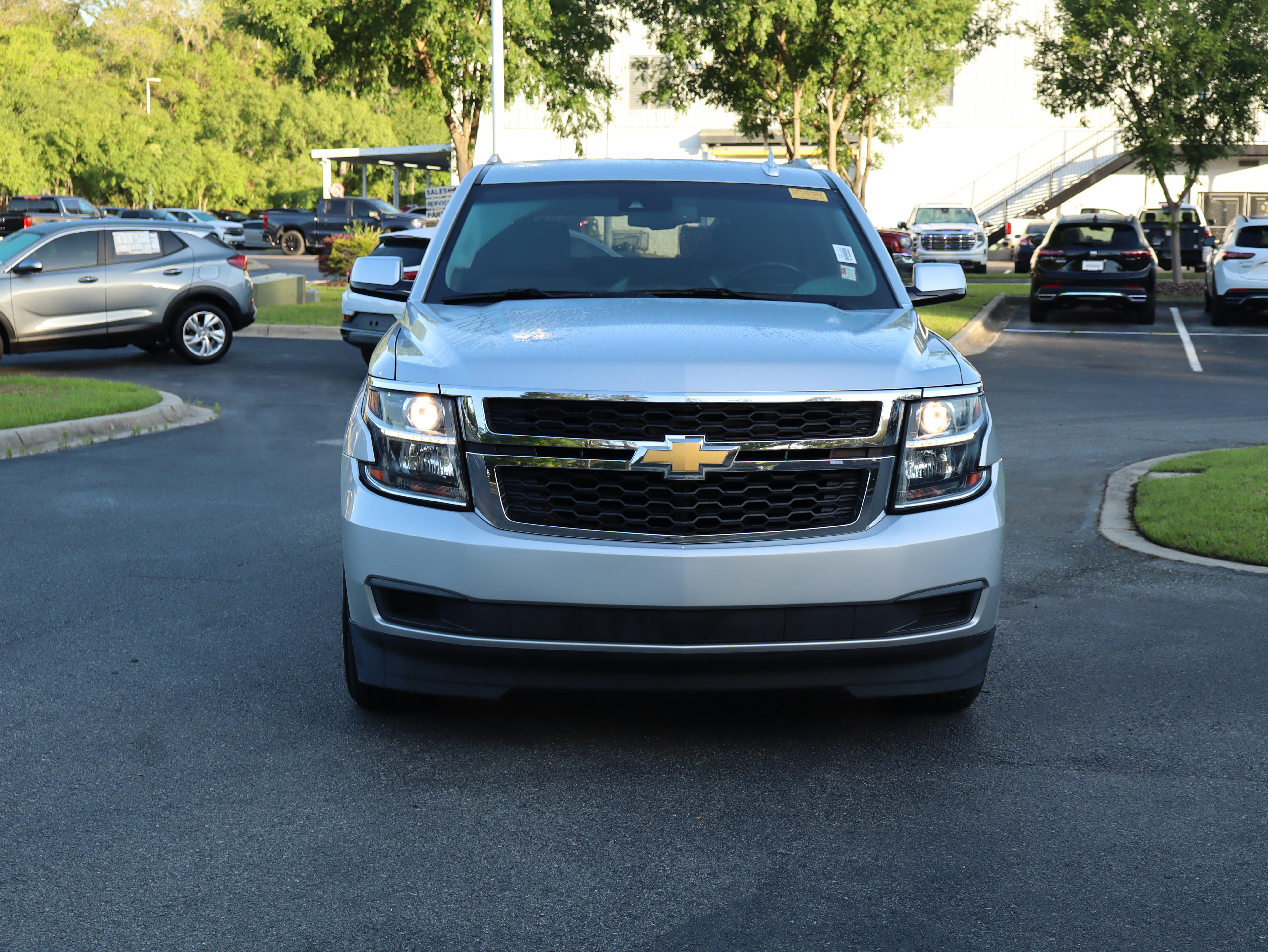 Used 2017 Chevrolet Tahoe LT RWD image 3