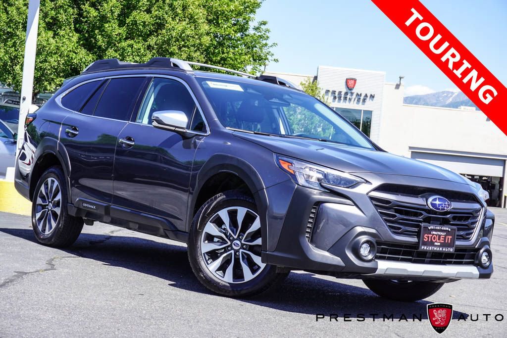 Used 2025 Subaru Outback Touring w/ Tech Package 3 AWD/4WD image 1