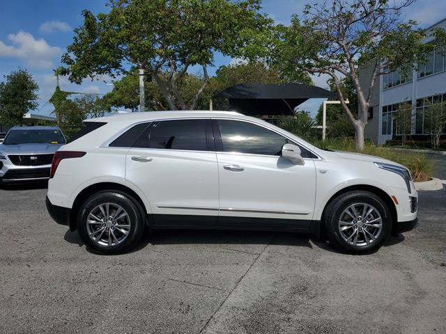 Certified 2023 Cadillac XT5 Premium Luxury w/ Technology Package FWD image 6