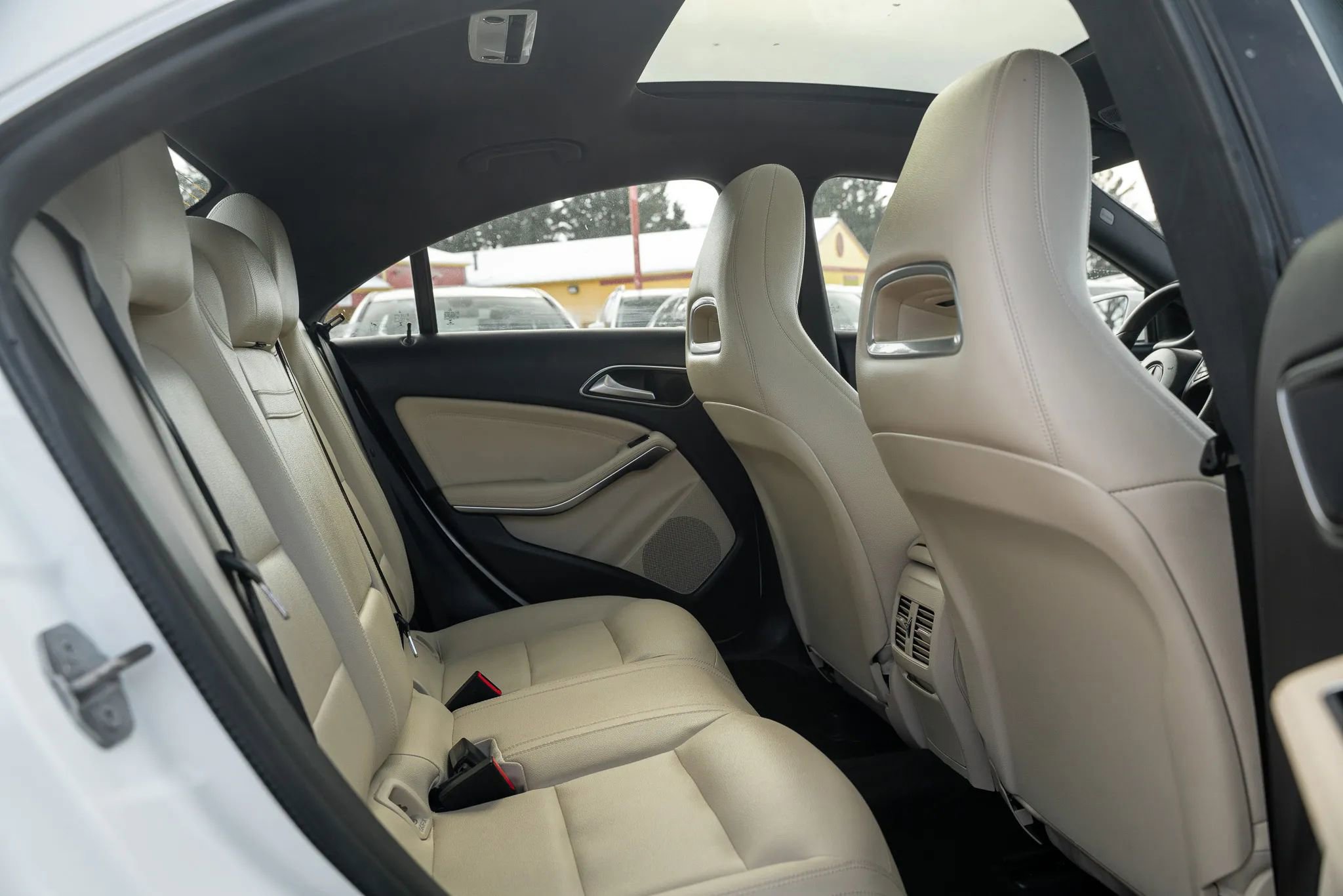 Used 2018 Mercedes-Benz CLA 250 4MATIC image 10