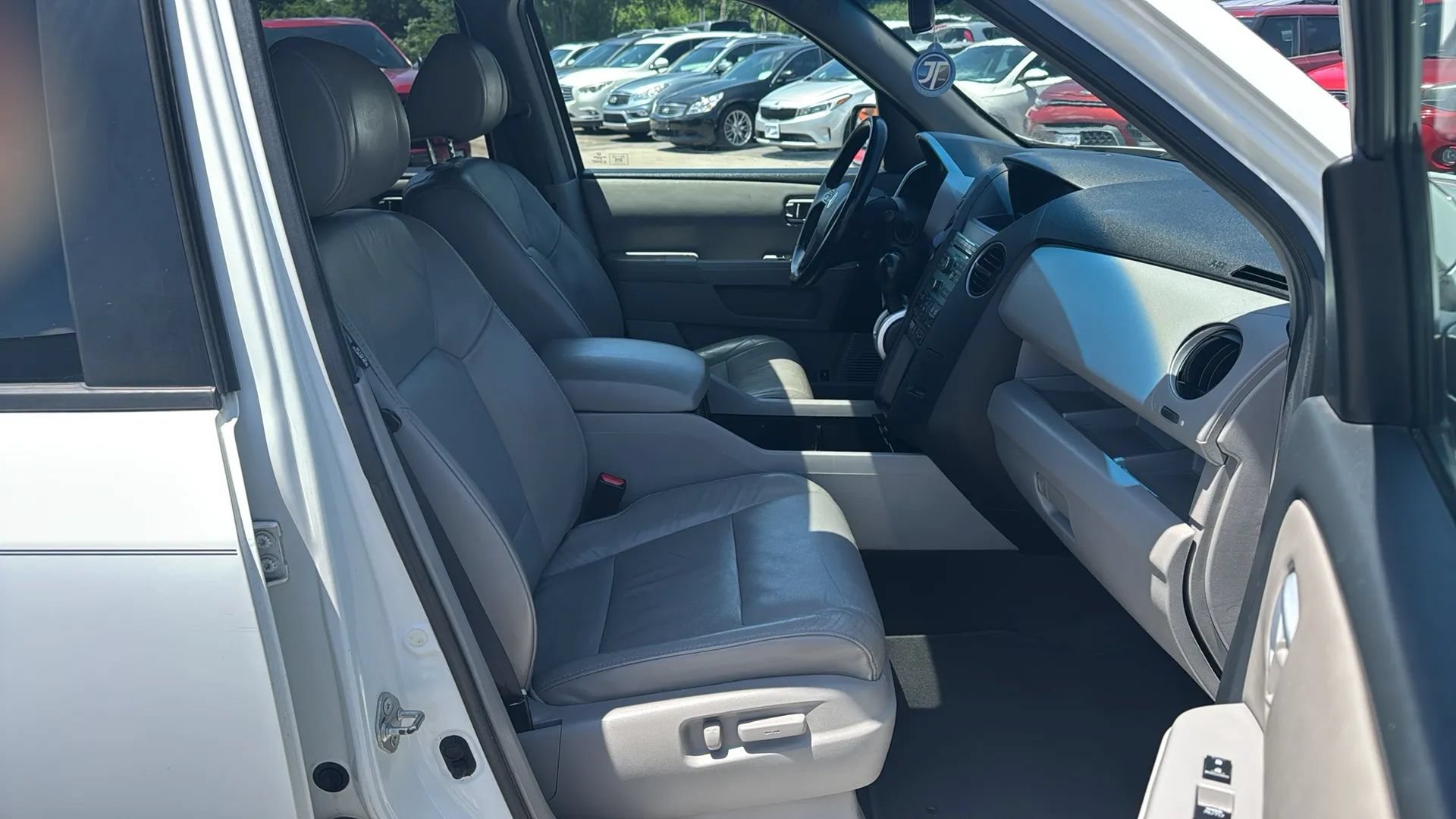 Used 2011 Honda Pilot EX-L image 3