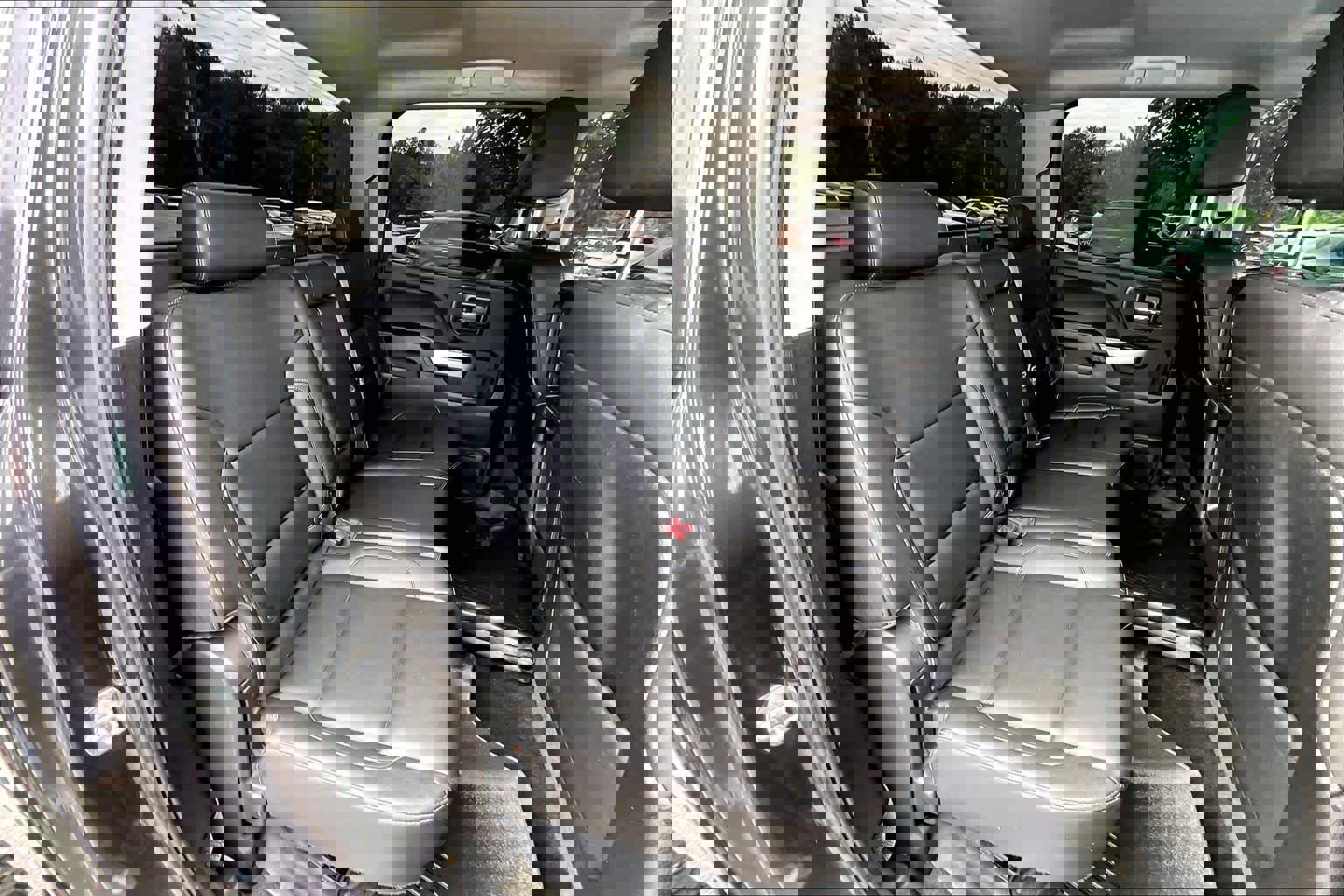 Used 2015 Chevrolet Silverado 2500 LT w/ LT Convenience Package AWD/4WD image 19