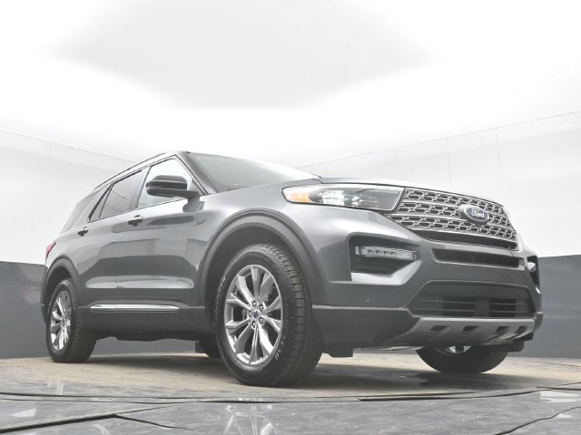 Used 2021 Ford Explorer Limited w/ Equipment Group 301A AWD/4WD image 47