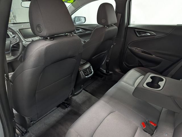 Used 2024 Chevrolet Malibu LT w/ Sport Edition FWD image 13