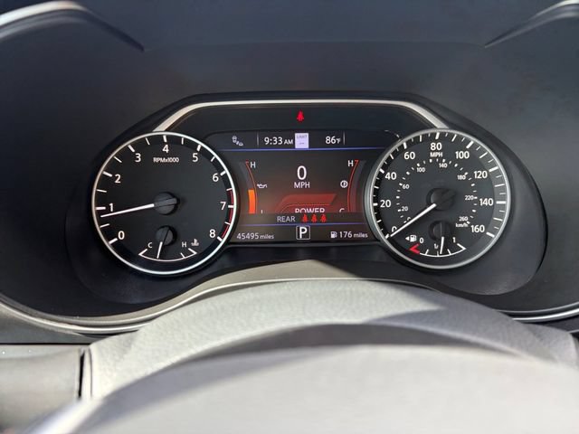 Used 2023 Nissan Maxima SR w/ Sport Mat Group FWD image 9