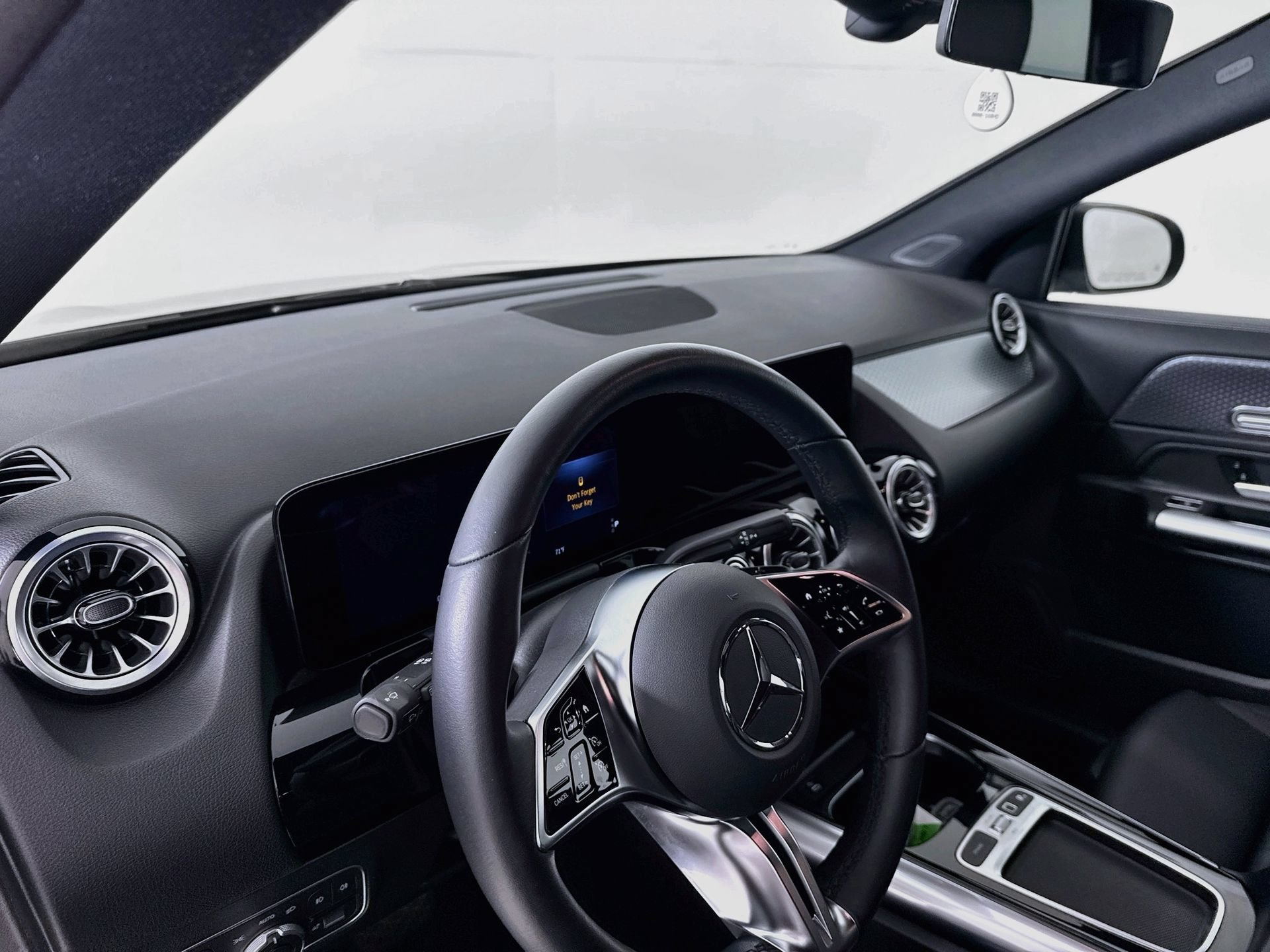 Certified 2025 Mercedes-Benz GLA 250 image 10