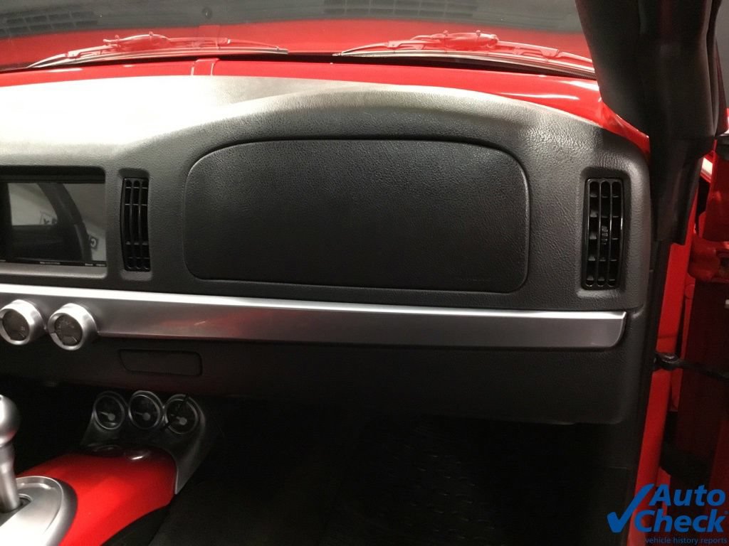 Used 2005 Chevrolet SSR w/ Preferred Equipment Group RWD image 36