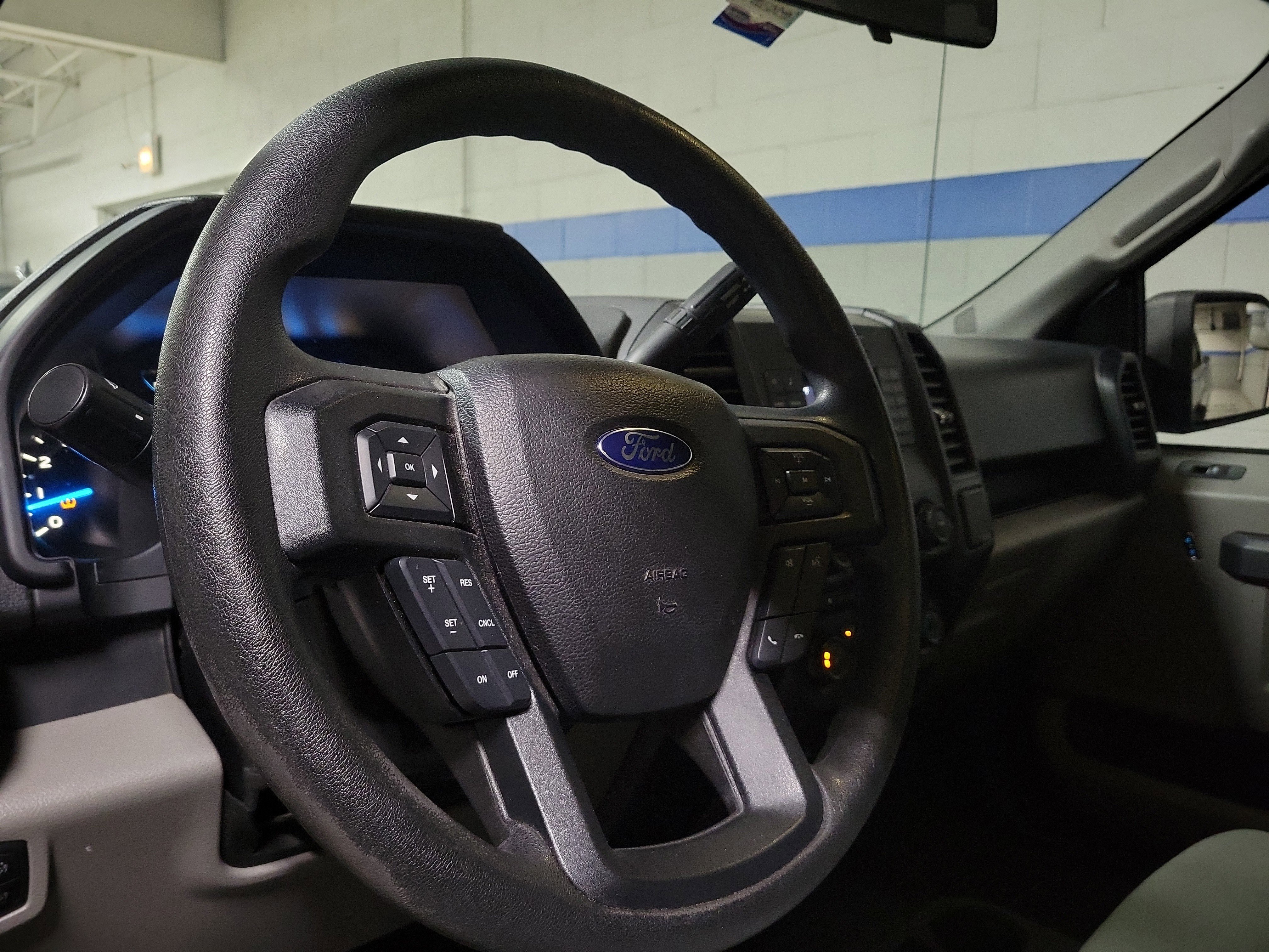 Used 2016 Ford F150 XL w/ Equipment Group 101A Mid image 14