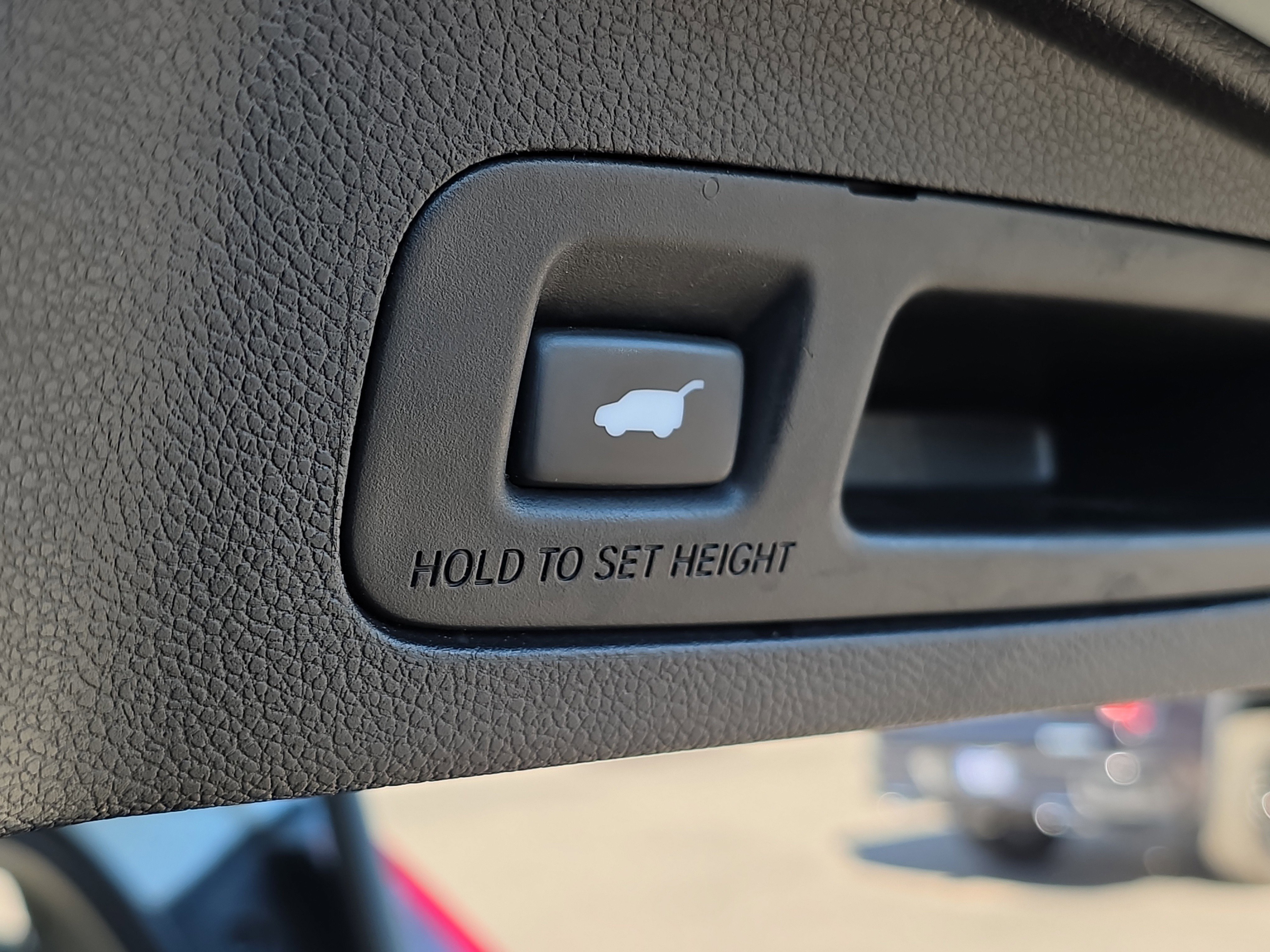 Used 2018 Honda CR-V Touring image 8