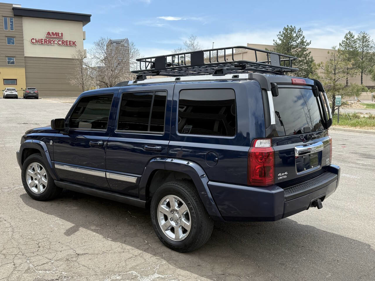 Used 2006 Jeep Commander Limited w/ Trailer Tow Group IV image 9