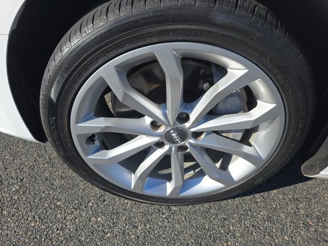 Used 2019 Audi A4 2.0T Premium Plus w/ Premium Plus Package image 11