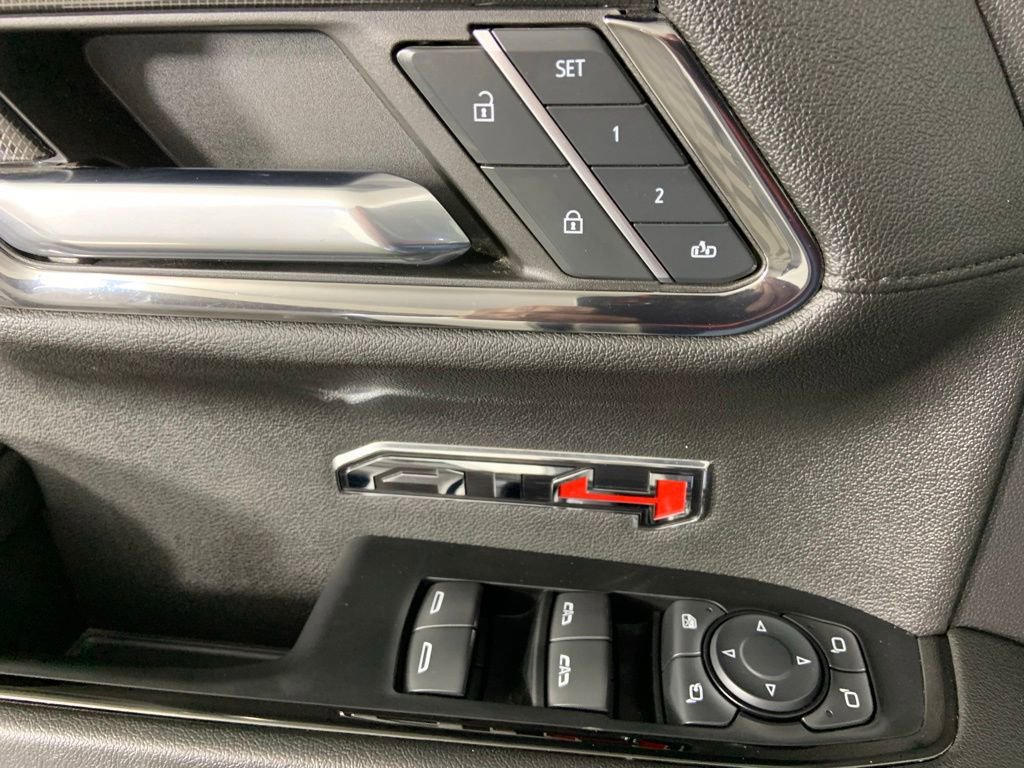 Used 2024 GMC Sierra 1500 AT4 w/ Technology Package AWD/4WD image 32