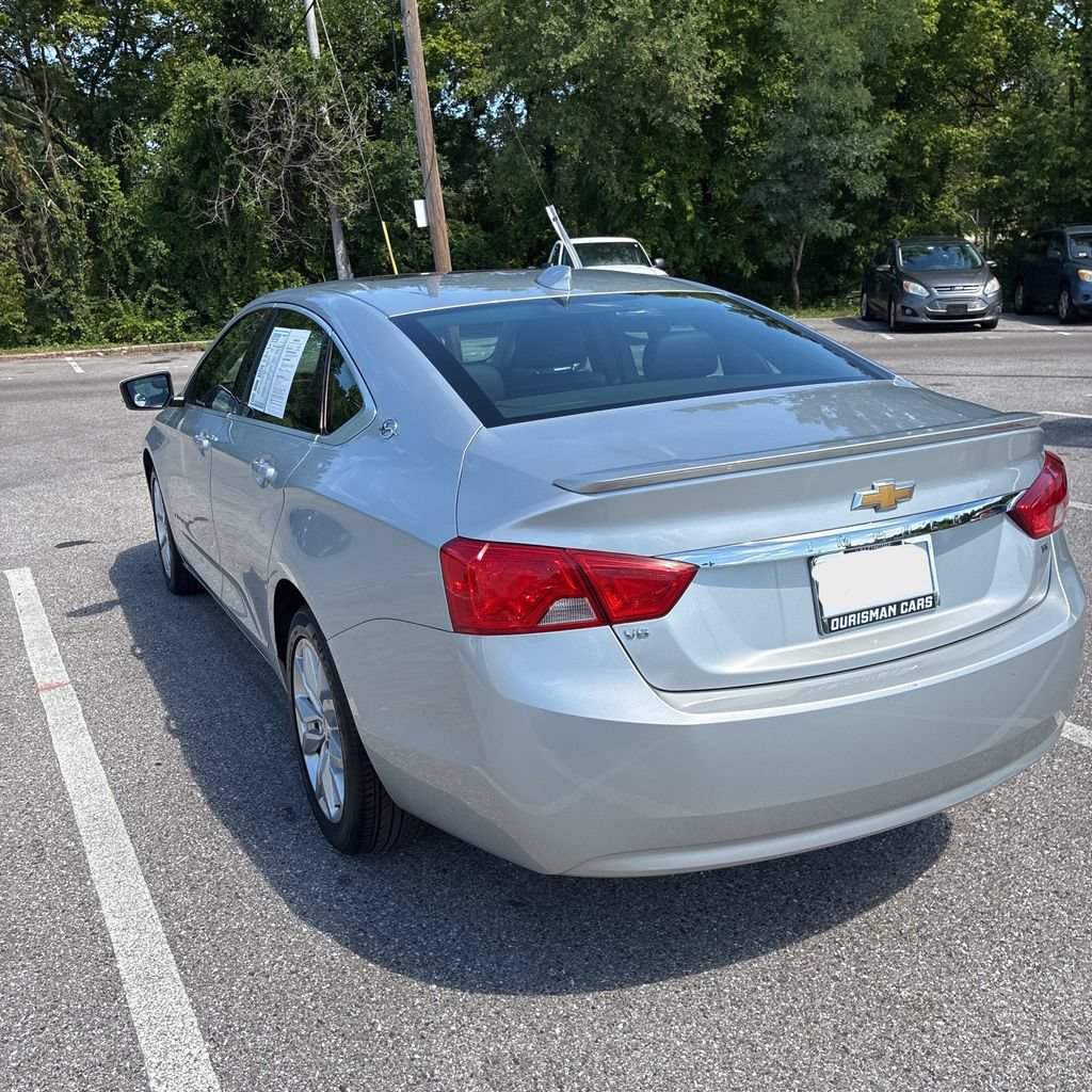 Used 2018 Chevrolet Impala LT w/ Sunroof and Spoiler Package FWD image 3