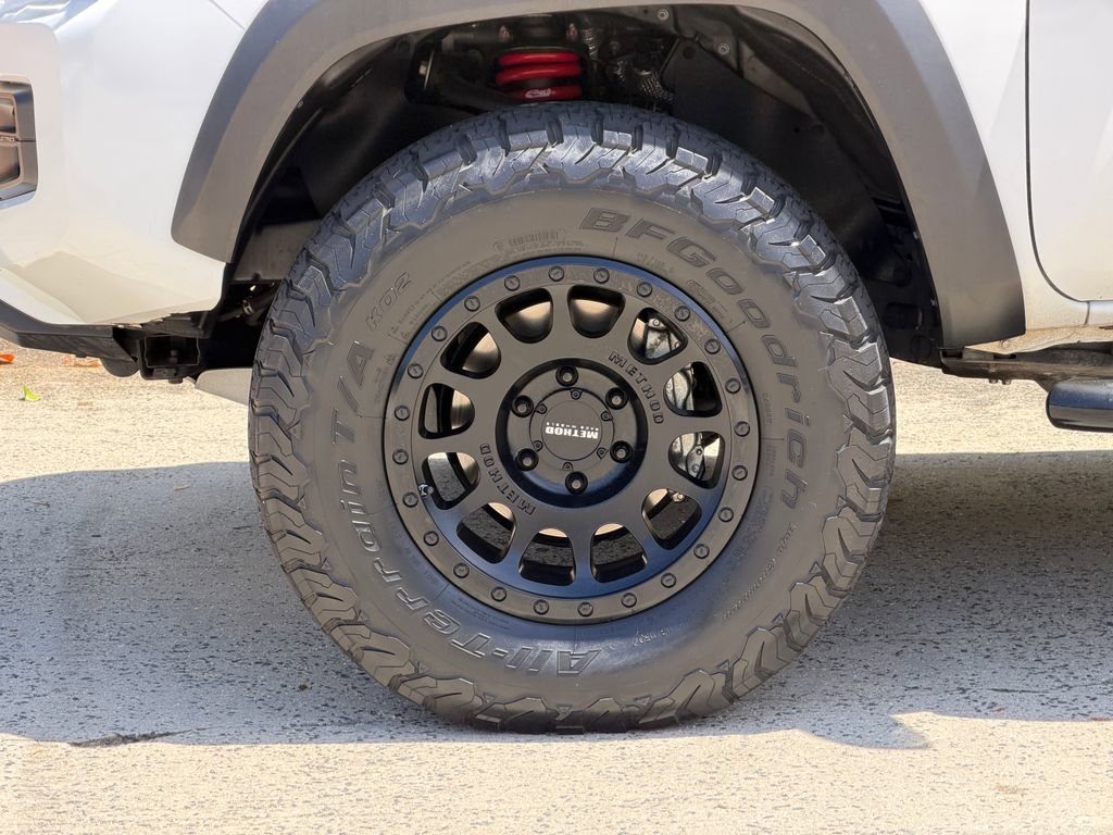 Used 2019 Toyota Tacoma TRD Pro AWD/4WD image 11