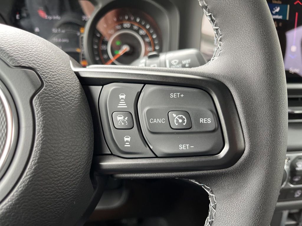 New 2026 Jeep Wrangler Unlimited Rubicon AWD/4WD image 31