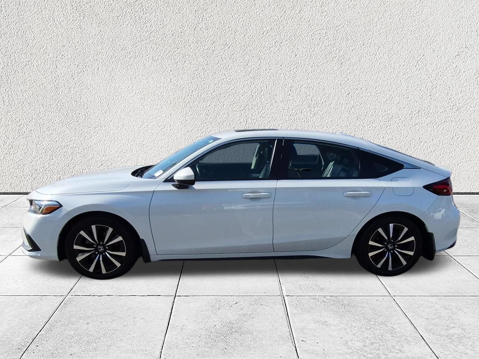 Used 2024 Honda Civic EX-L image 6
