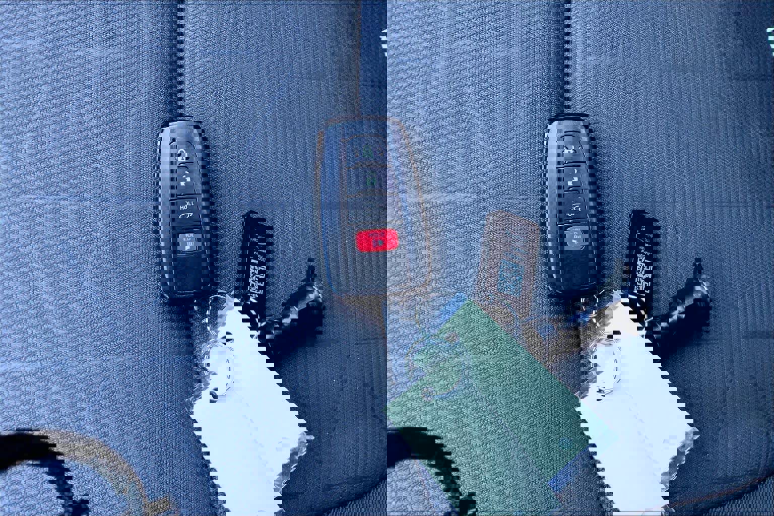 Used 2020 Toyota RAV4 XLE image 14