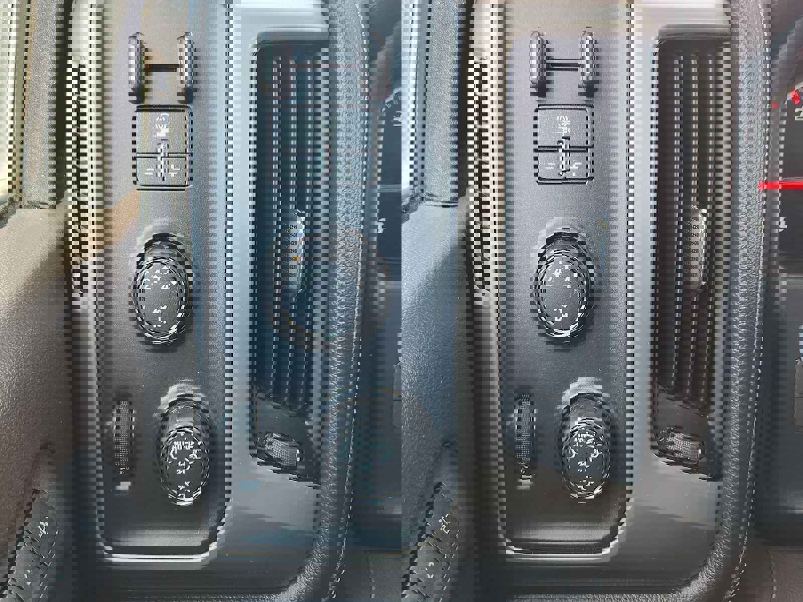 Used 2016 GMC Sierra 2500 Denali w/ Duramax Plus Package image 25