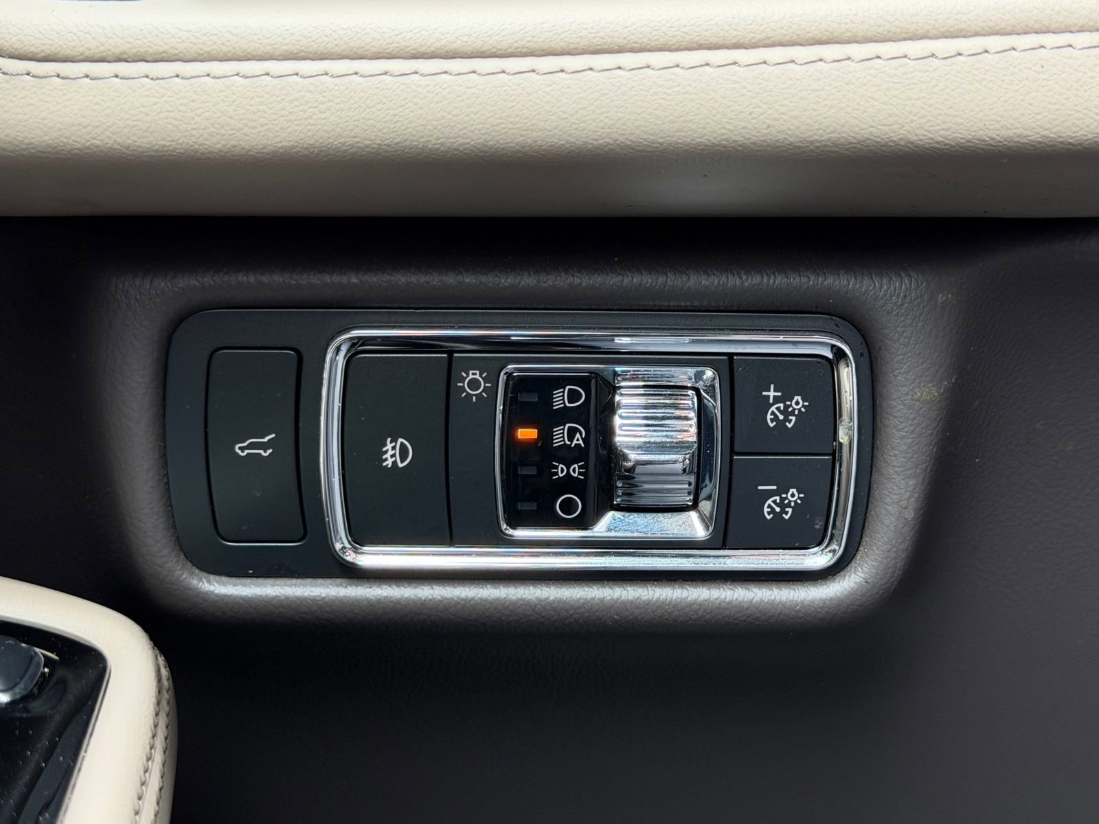 Used 2023 Lincoln Aviator Reserve w/ Equipment Group 201A image 24