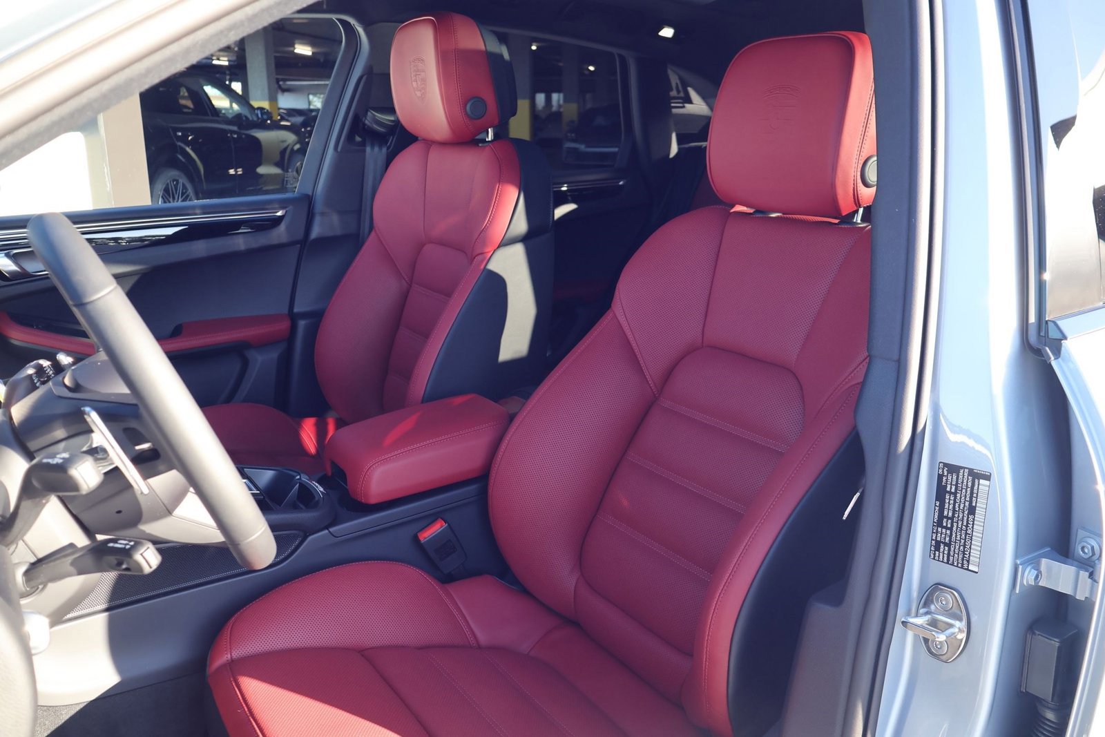 New 2026 Porsche Macan image 5