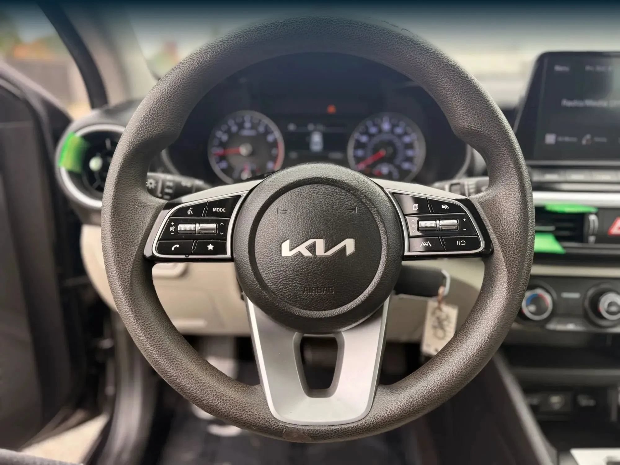 Used 2022 Kia Forte LXS w/ LXS Technology Package FWD image 24