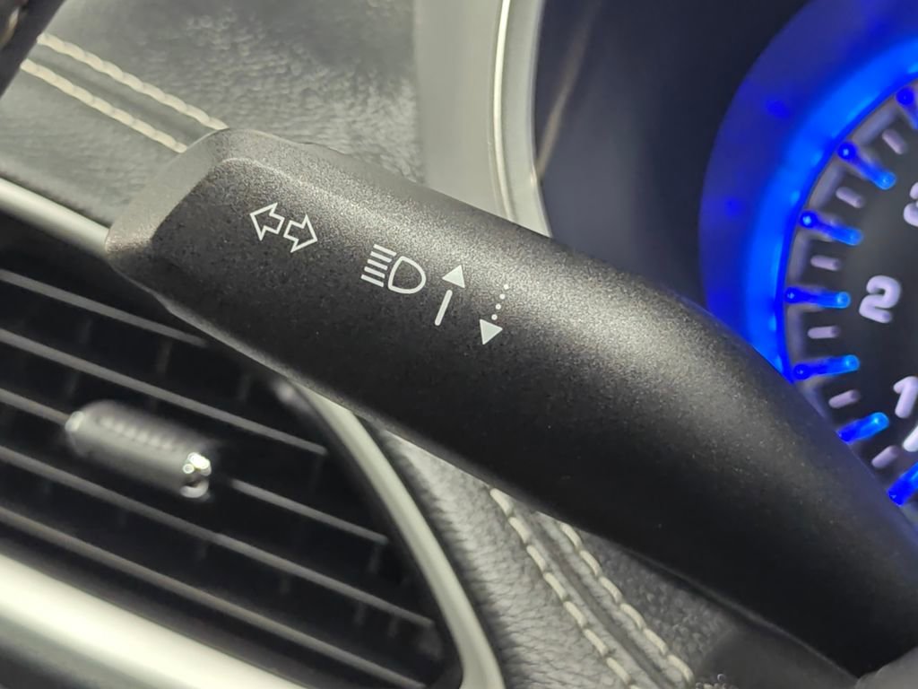 Used 2024 Chrysler Pacifica Touring image 46