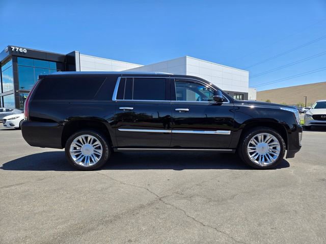 Used 2019 Cadillac Escalade ESV Platinum AWD/4WD image 7