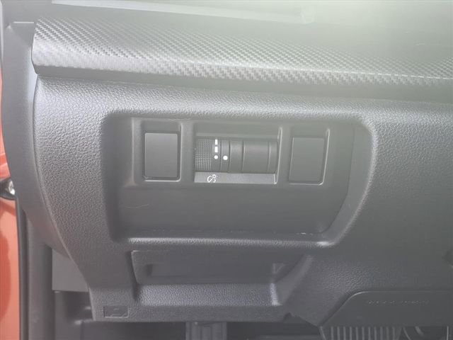 Used 2024 Subaru Crosstrek 2.0i Premium image 20