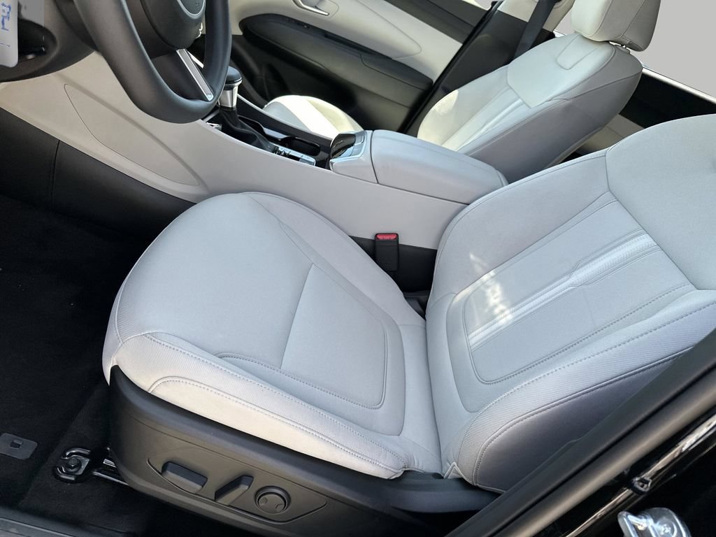 New 2026 Hyundai Tucson SEL FWD image 9