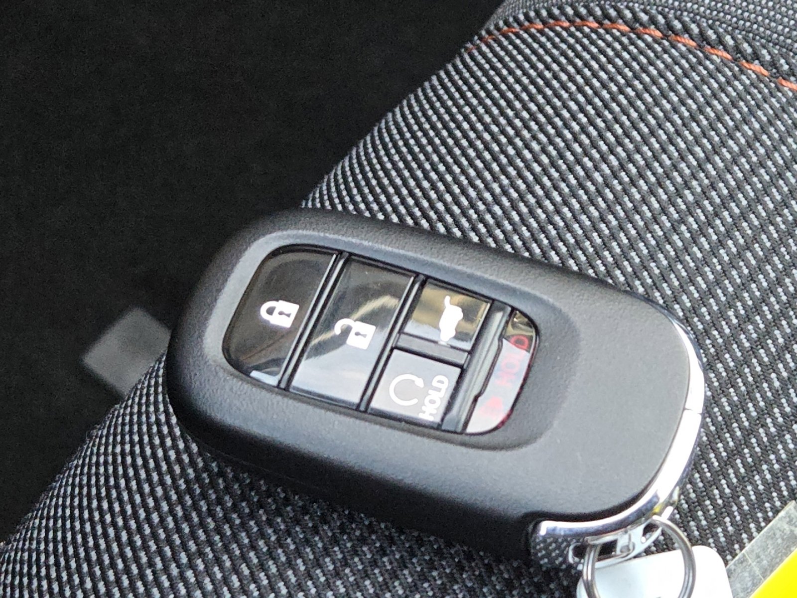 Used 2025 Honda Pilot Sport image 33