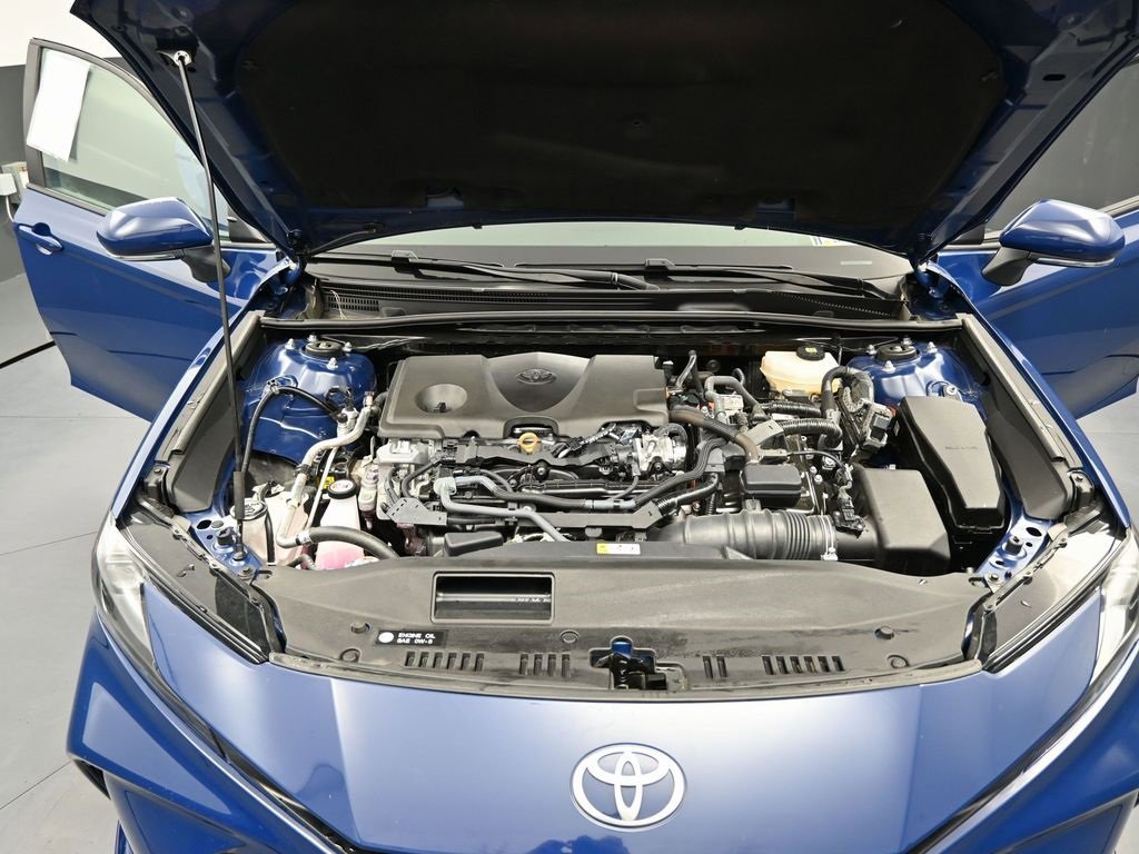 Used 2025 Toyota Camry LE w/ Convenience Package image 47