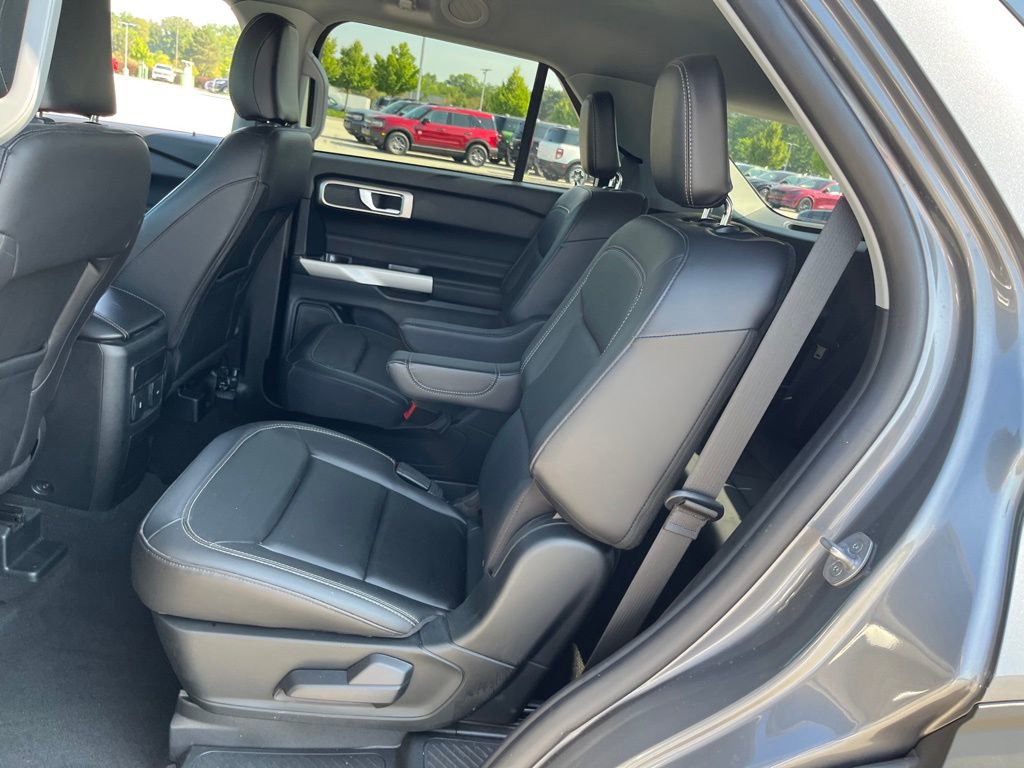 Used 2023 Ford Explorer XLT w/ Equipment Group 202A image 23