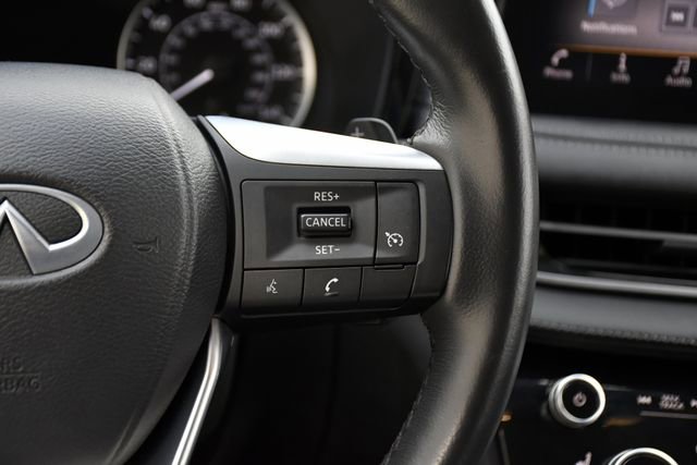 Used 2025 INFINITI QX60 Pure image 9