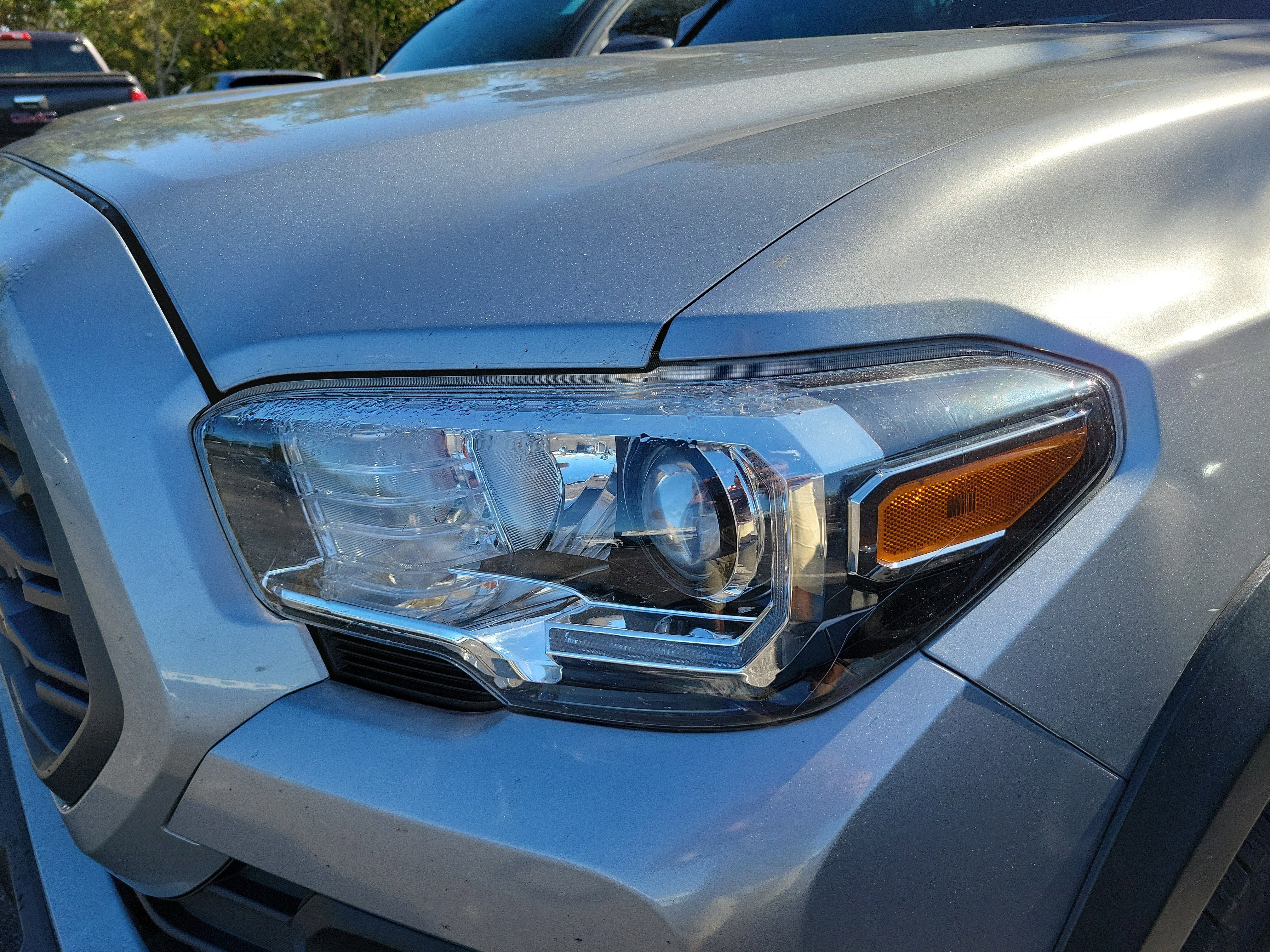 Used 2020 Toyota Tacoma TRD Off-Road image 4