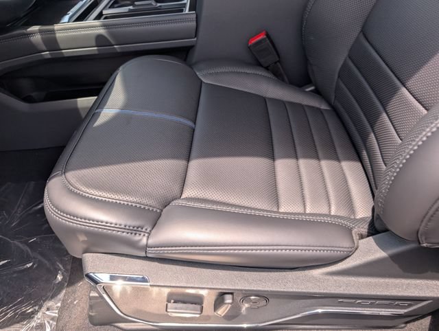 New 2026 Ford F250 Platinum AWD/4WD image 23