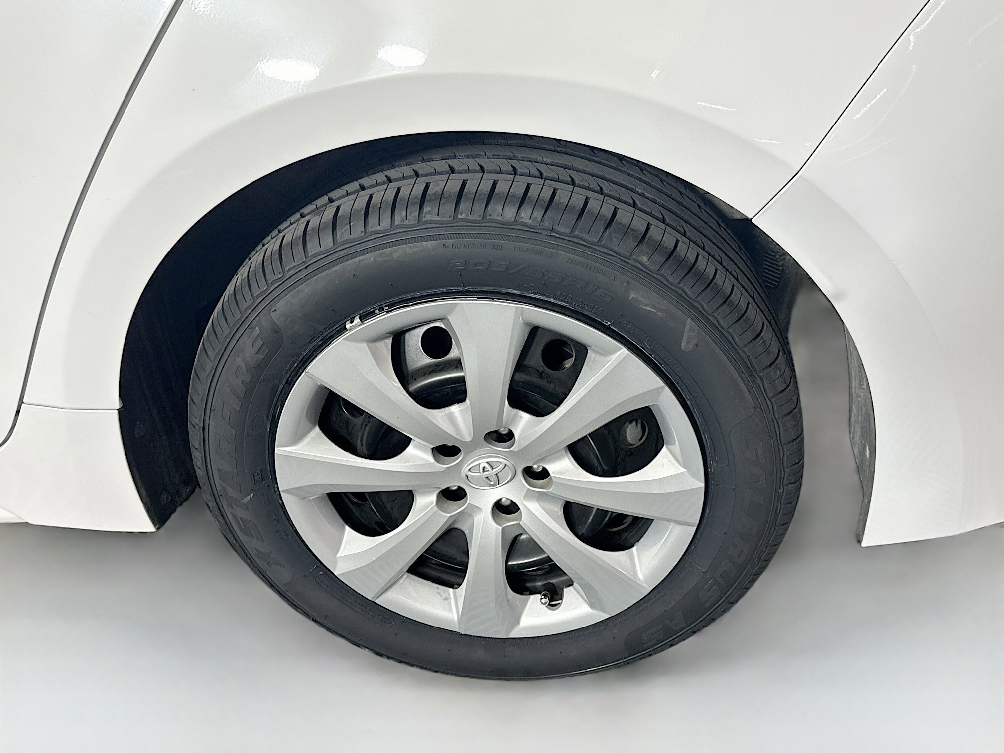 Used 2024 Toyota Corolla LE image 11